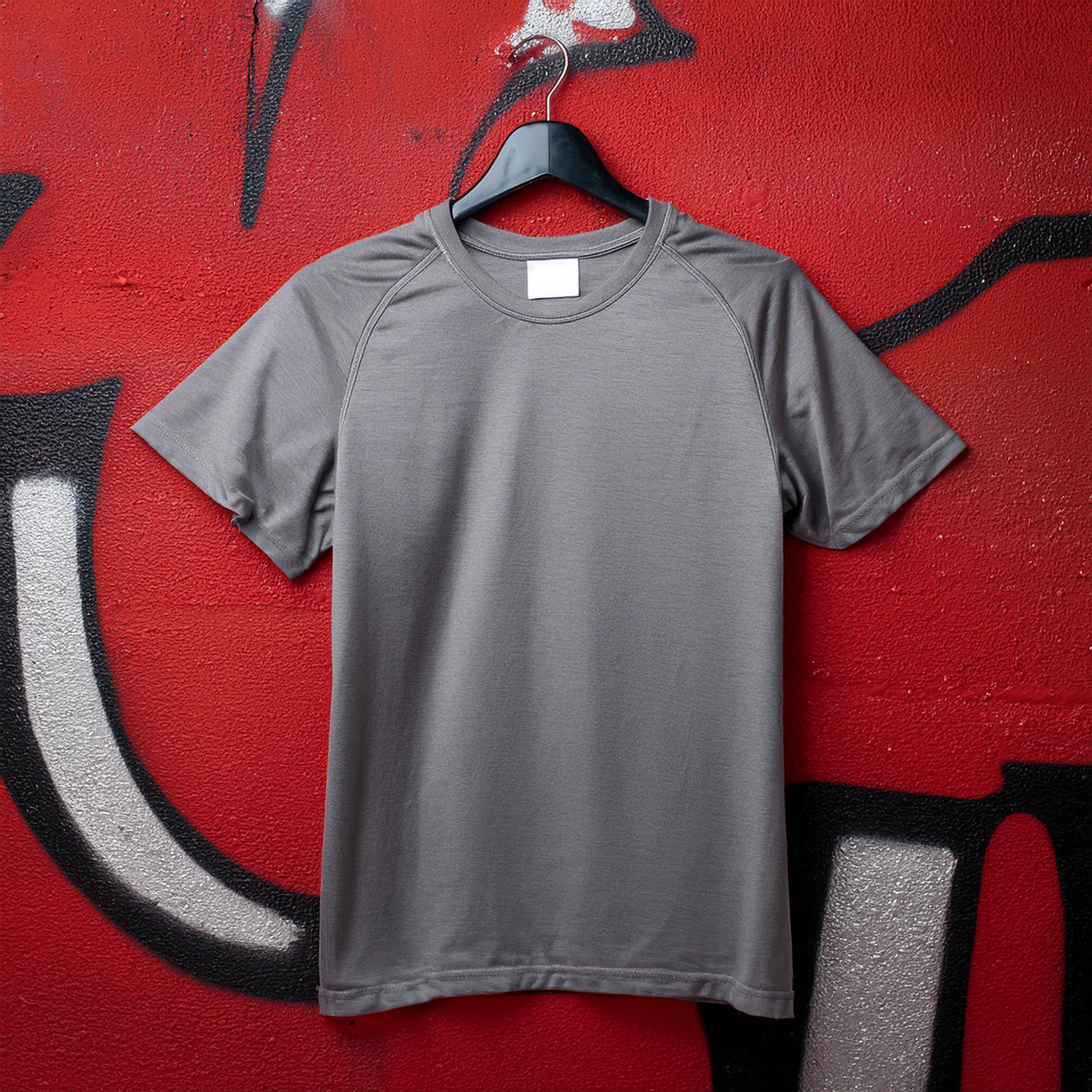 Camiseta AKA - Cinza