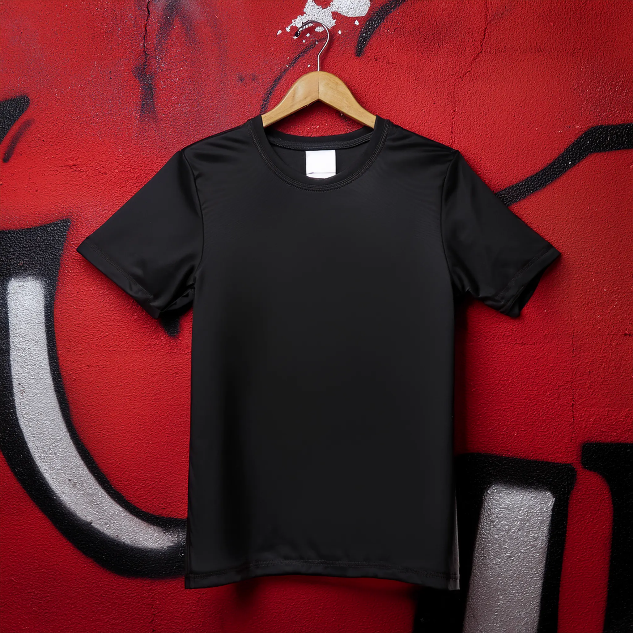 Camiseta AKA - Preto